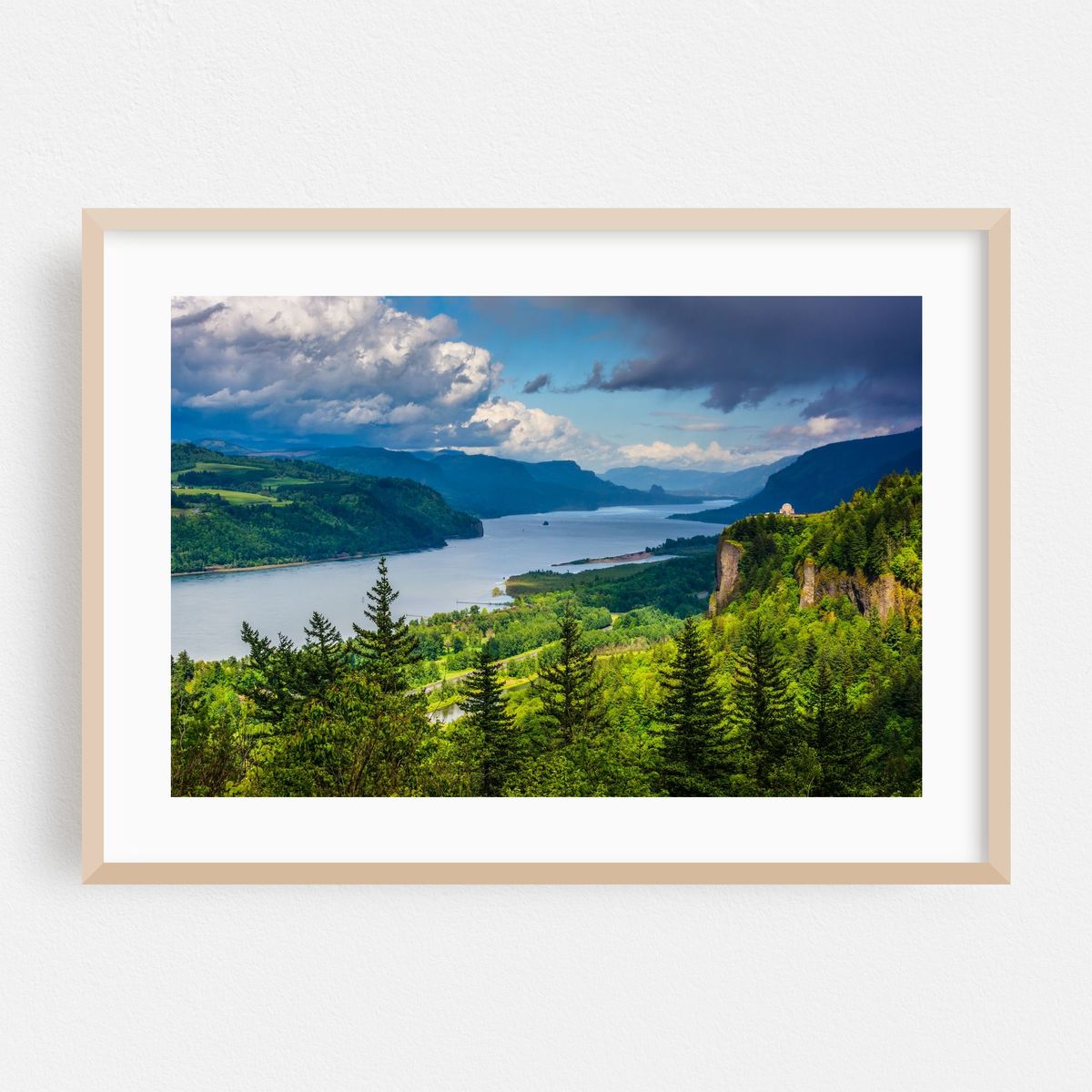 Crown Point and the Columbia River – image 1 of 6