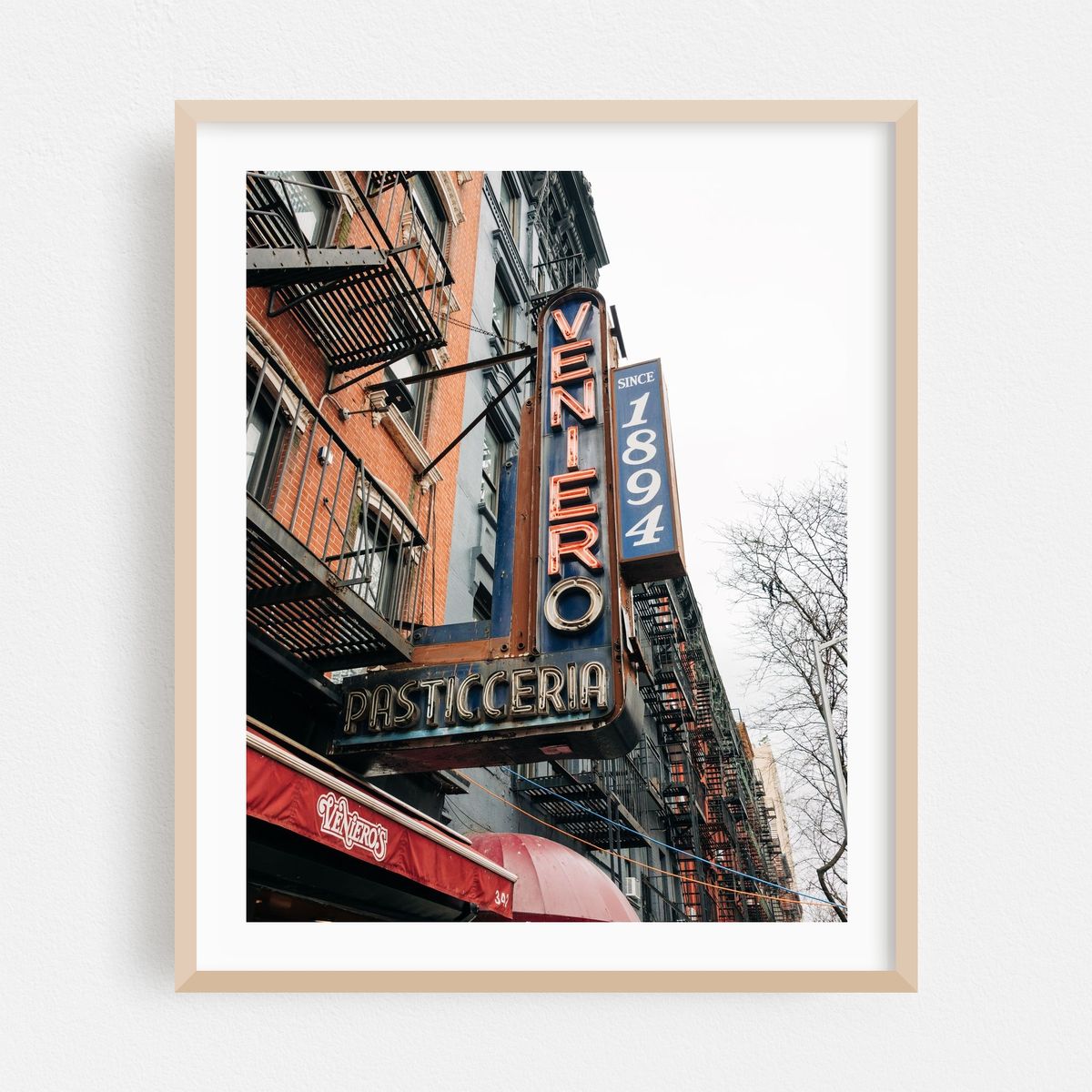 Veniero, East Village 02 – image 1 of 12
