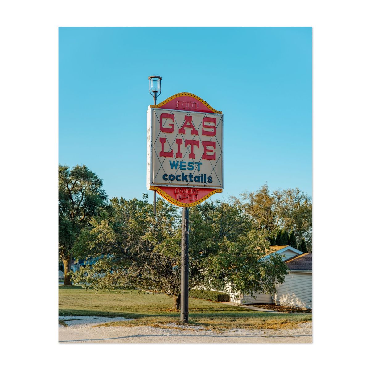 Gas-Lite West 01 – image 1 of 2