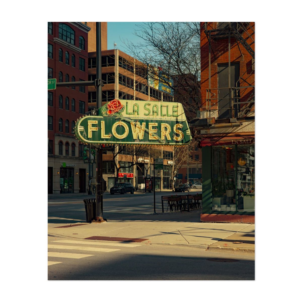 La Salle Flowers 01 – image 1 of 2