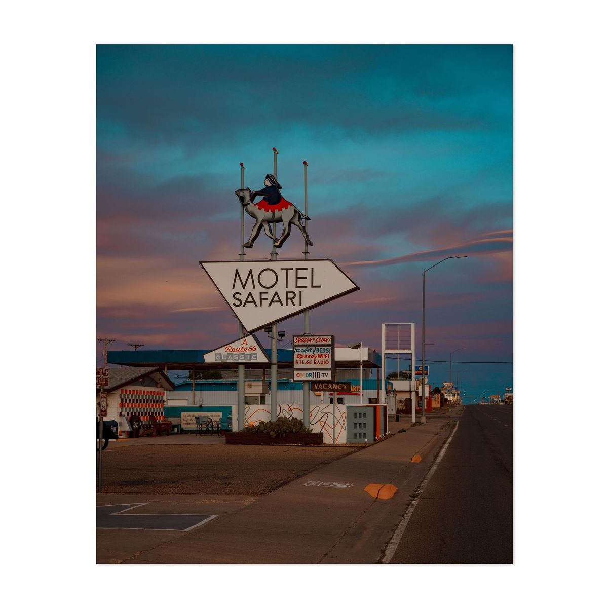 Motel Safari 01 – image 1 of 2