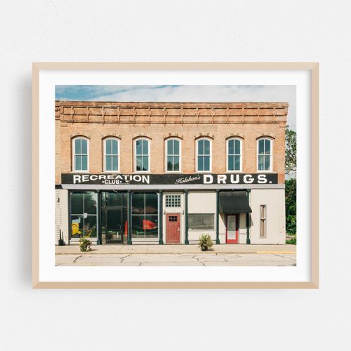 Holohan's Drugs, Mclean 01