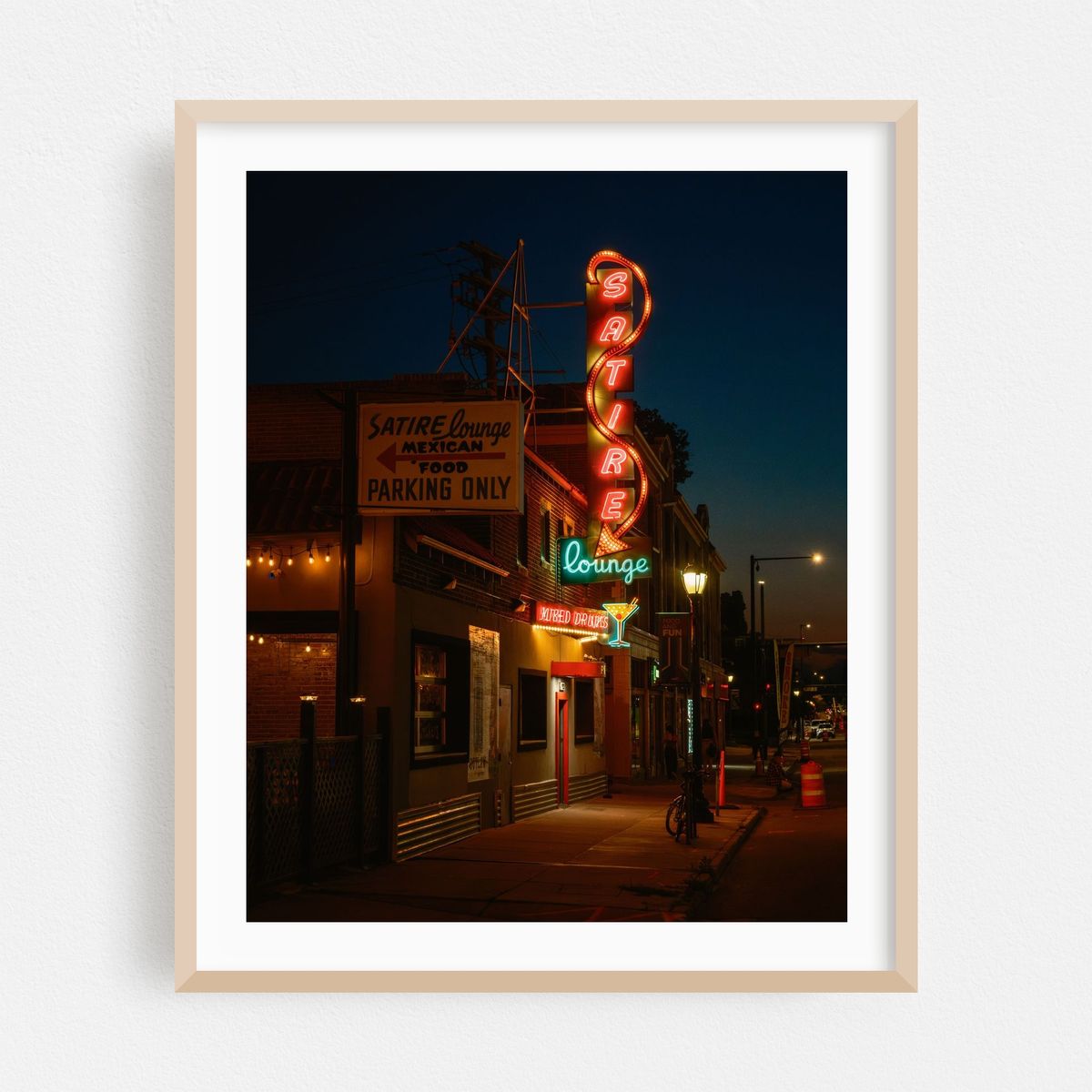 Pete's Satire Lounge Neon, Denver 02 – image 1 of 12