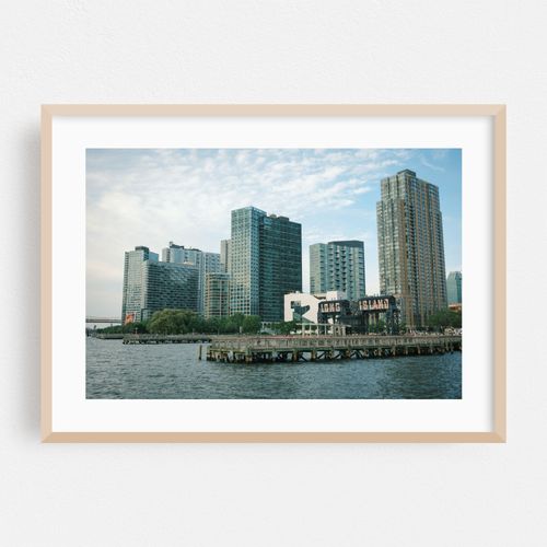 LIC Piers 02
