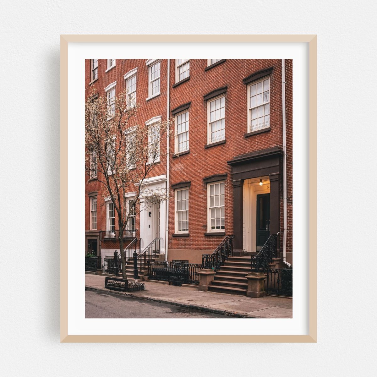 Waverly Place 04 – image 1 of 16