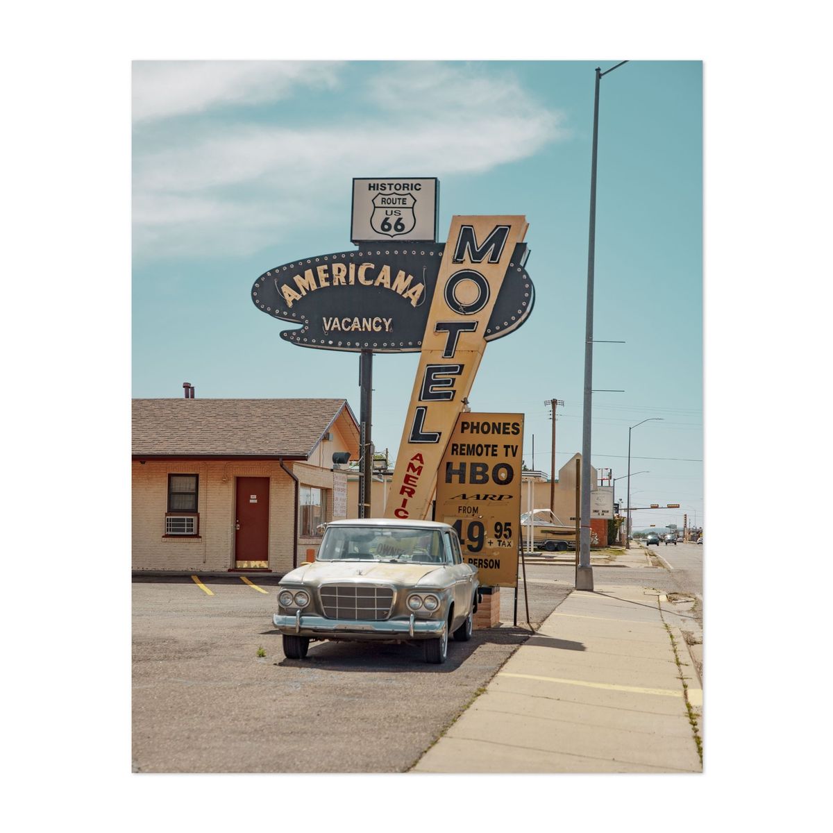Americana Motel 01 – image 1 of 2