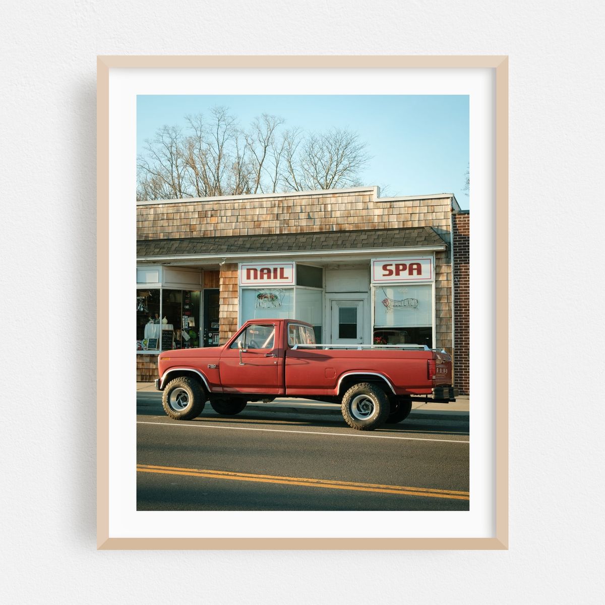 Red, Jamesport – image 1 of 12