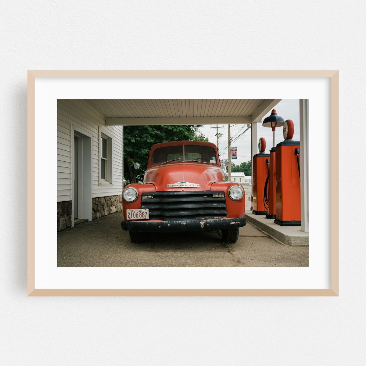 Esso Station, Jasper 02 – image 1 of 6