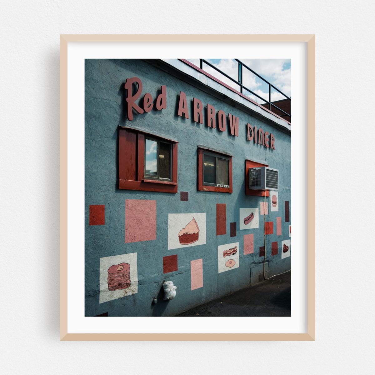 Red Arrow Diner, Manchester – image 1 of 12