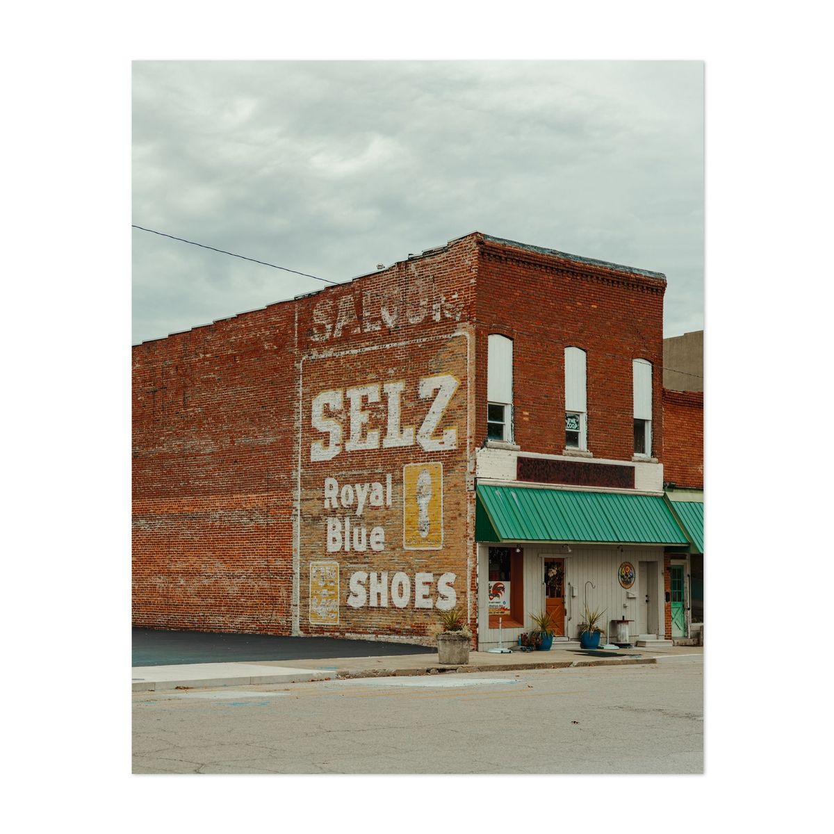 Selz Shoes Ghost Sign 01 – image 1 of 2