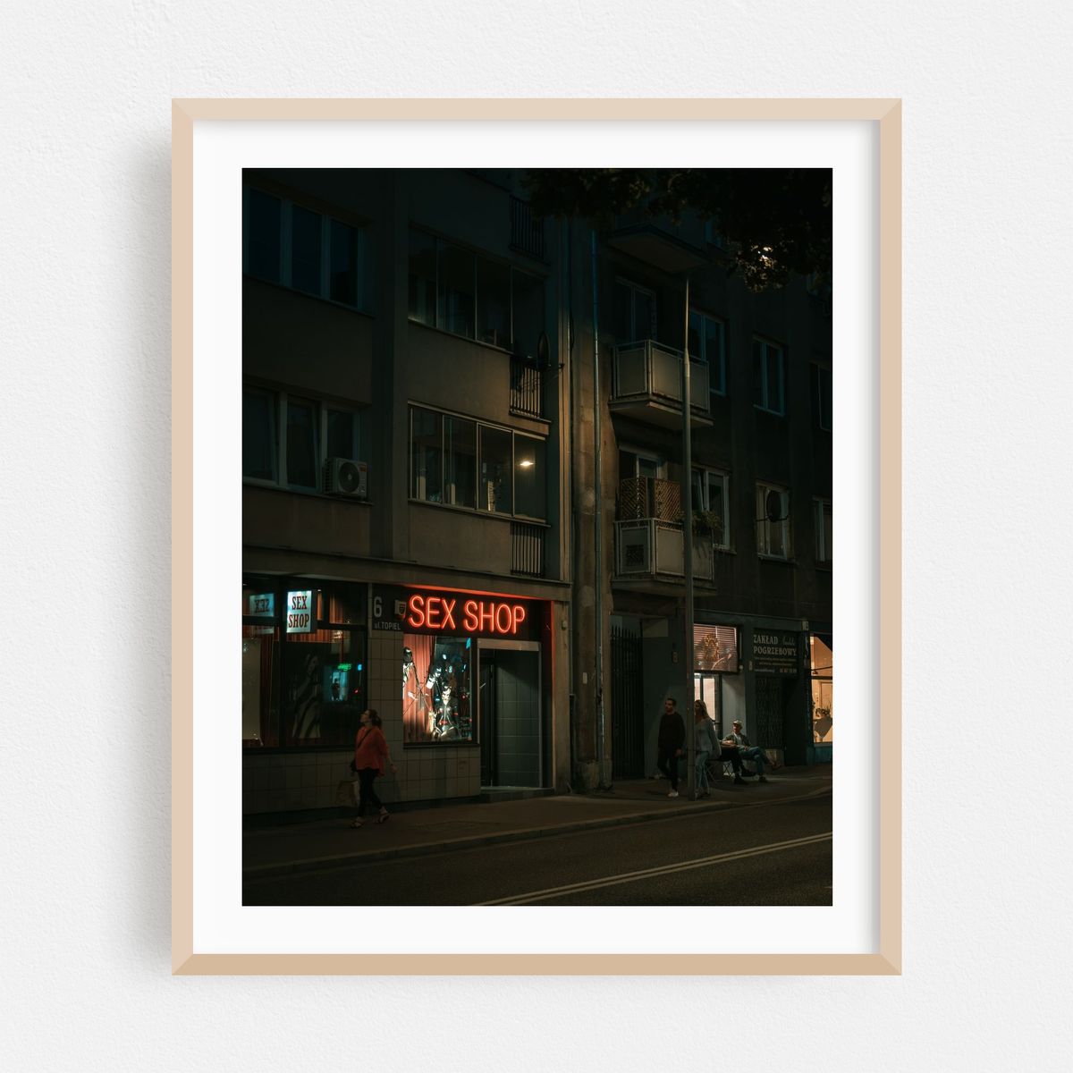 Night Stroll in Warsaw – image 1 of 12