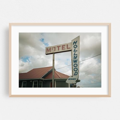 Hollywood Motel, New Castle 01