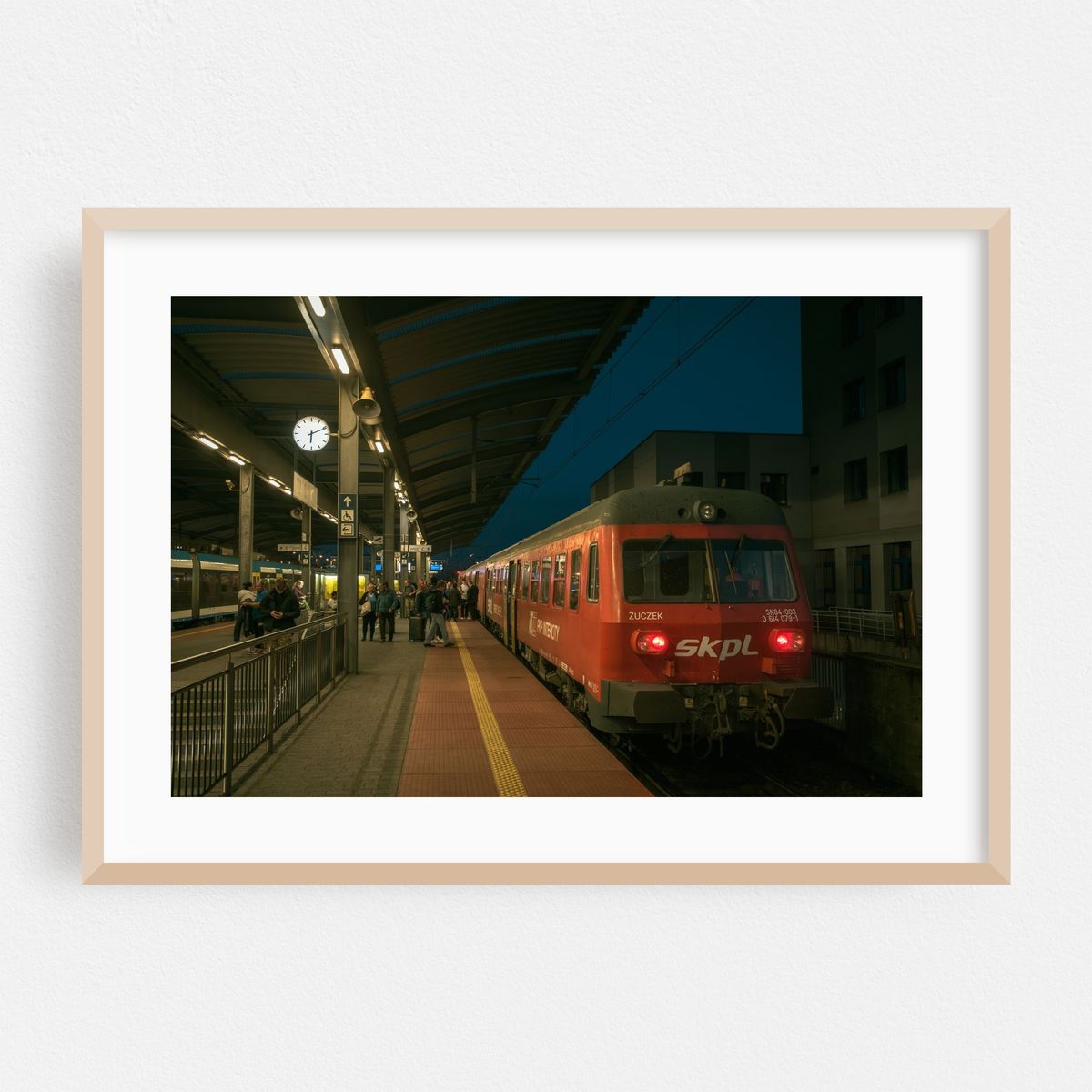 Katowice Dworzec 01 – image 1 of 6