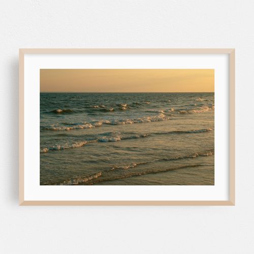 Waves at Rockaway Beach, Queens 01