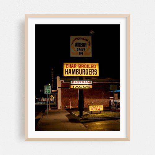 Omega Drive-In, Orange