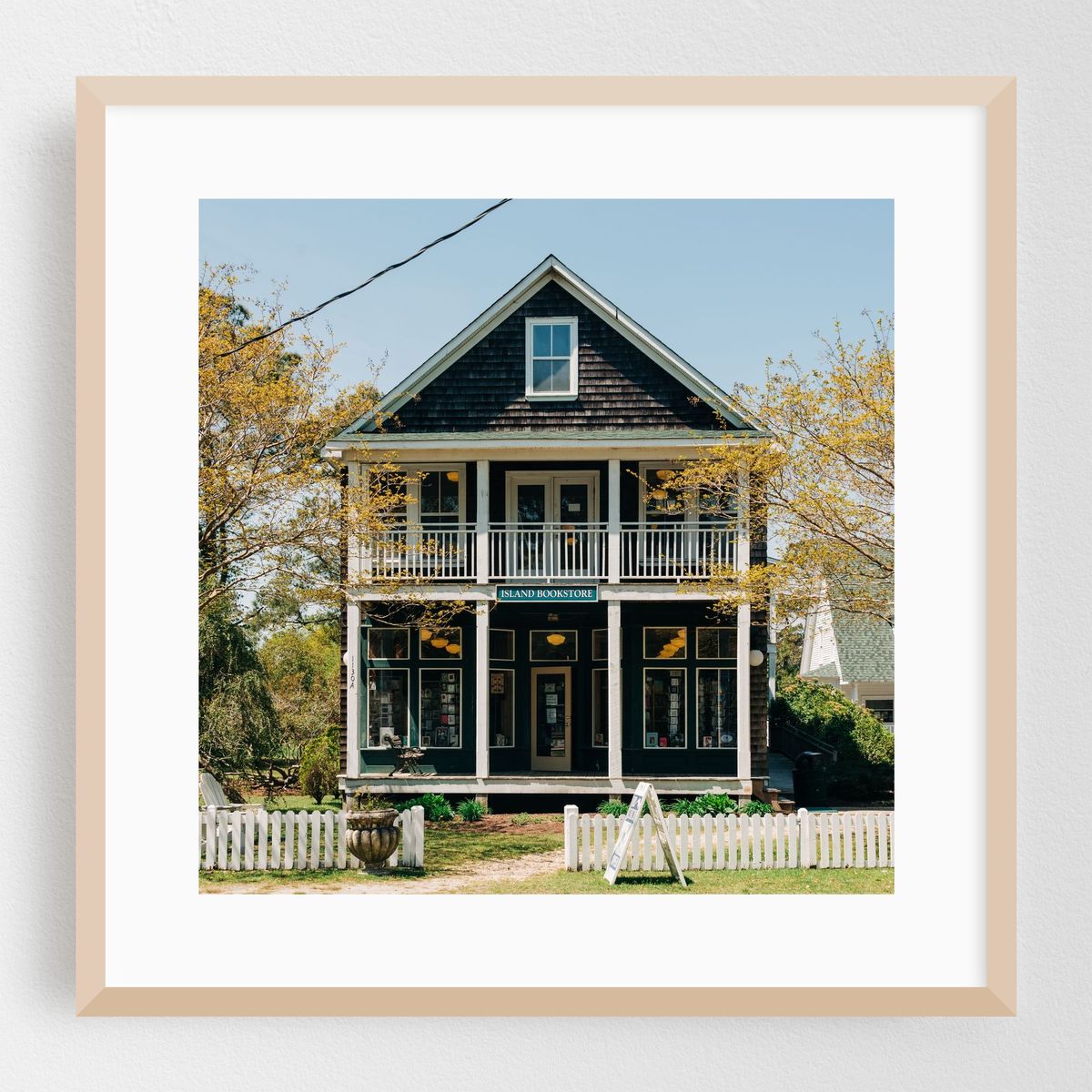 Island Bookstore, Corolla 01 – image 1 of 8