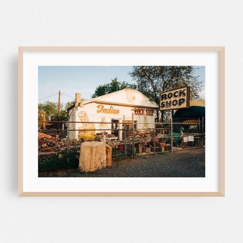 Rainbow Rock Shop, Route 66 02