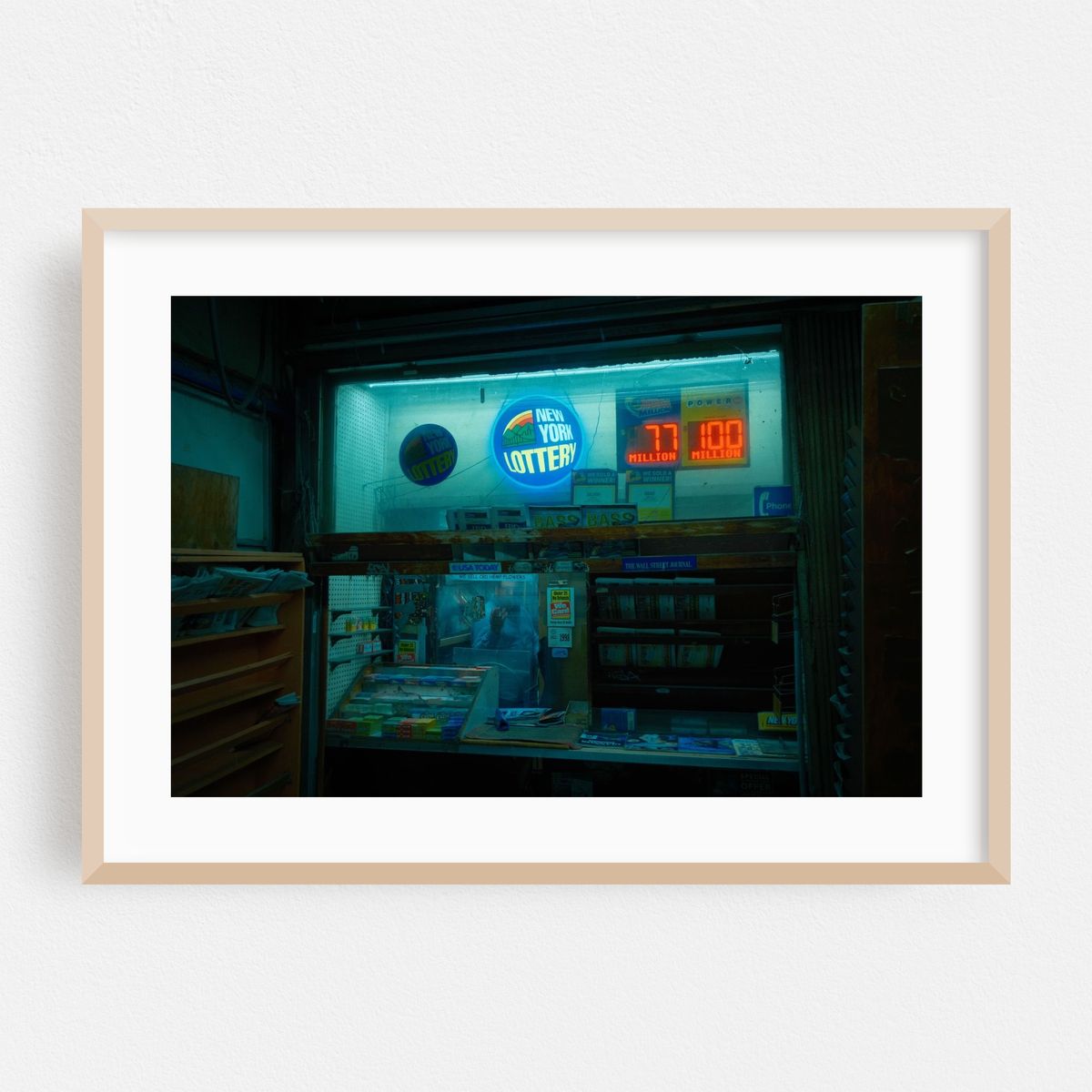Astoria Newsstand, Queens 01 – image 1 of 6