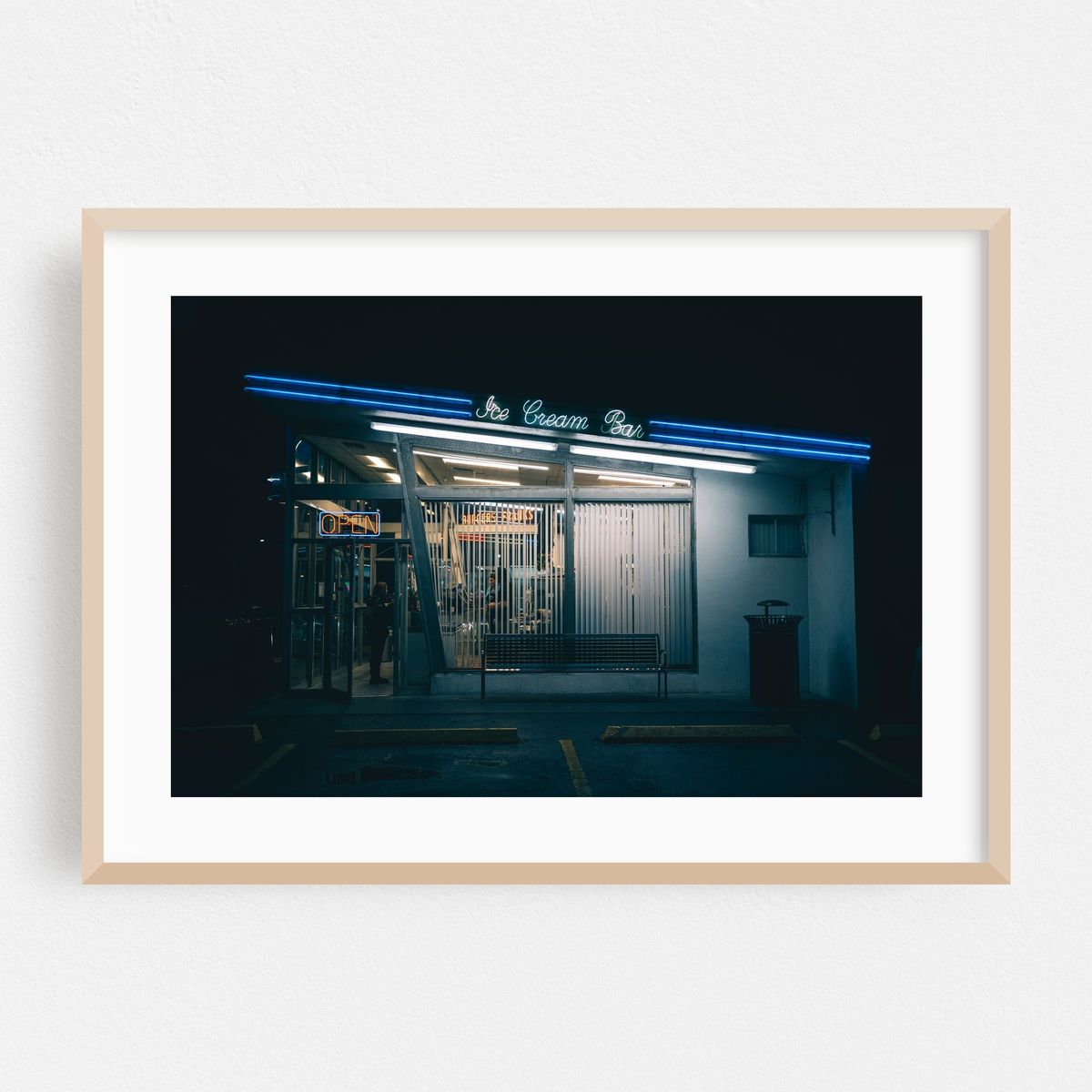 Marshall's Ice Cream Bar, Massapequa 02 – image 1 of 6