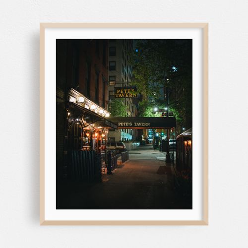 Pete's Tavern 01