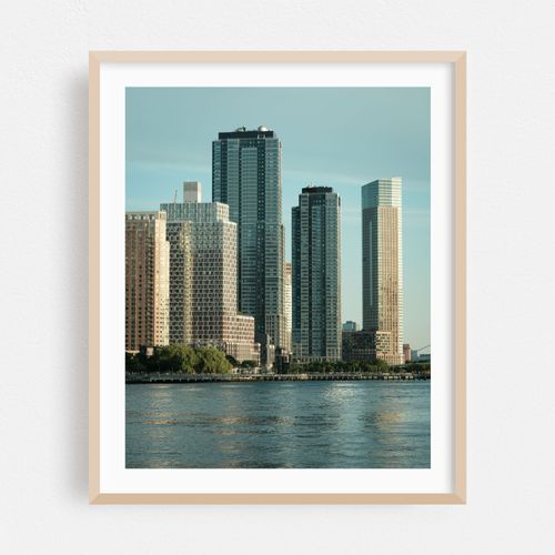 Long Island City from Roosevelt Island 02