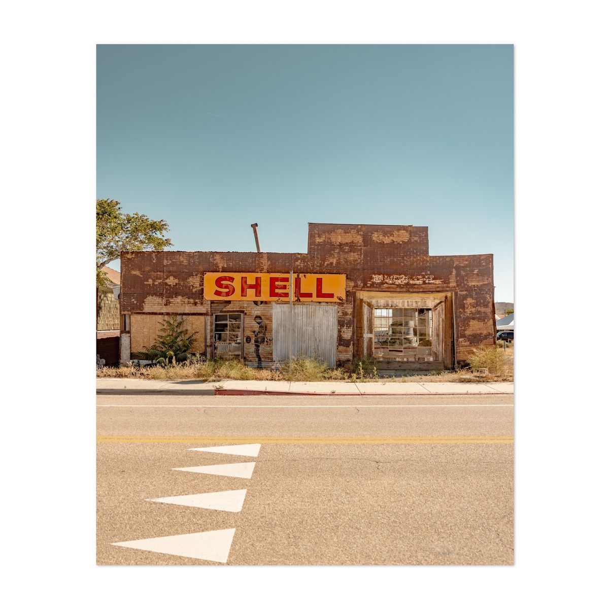 Abandoned Shell Station in Goldfield 02 – image 1 of 2
