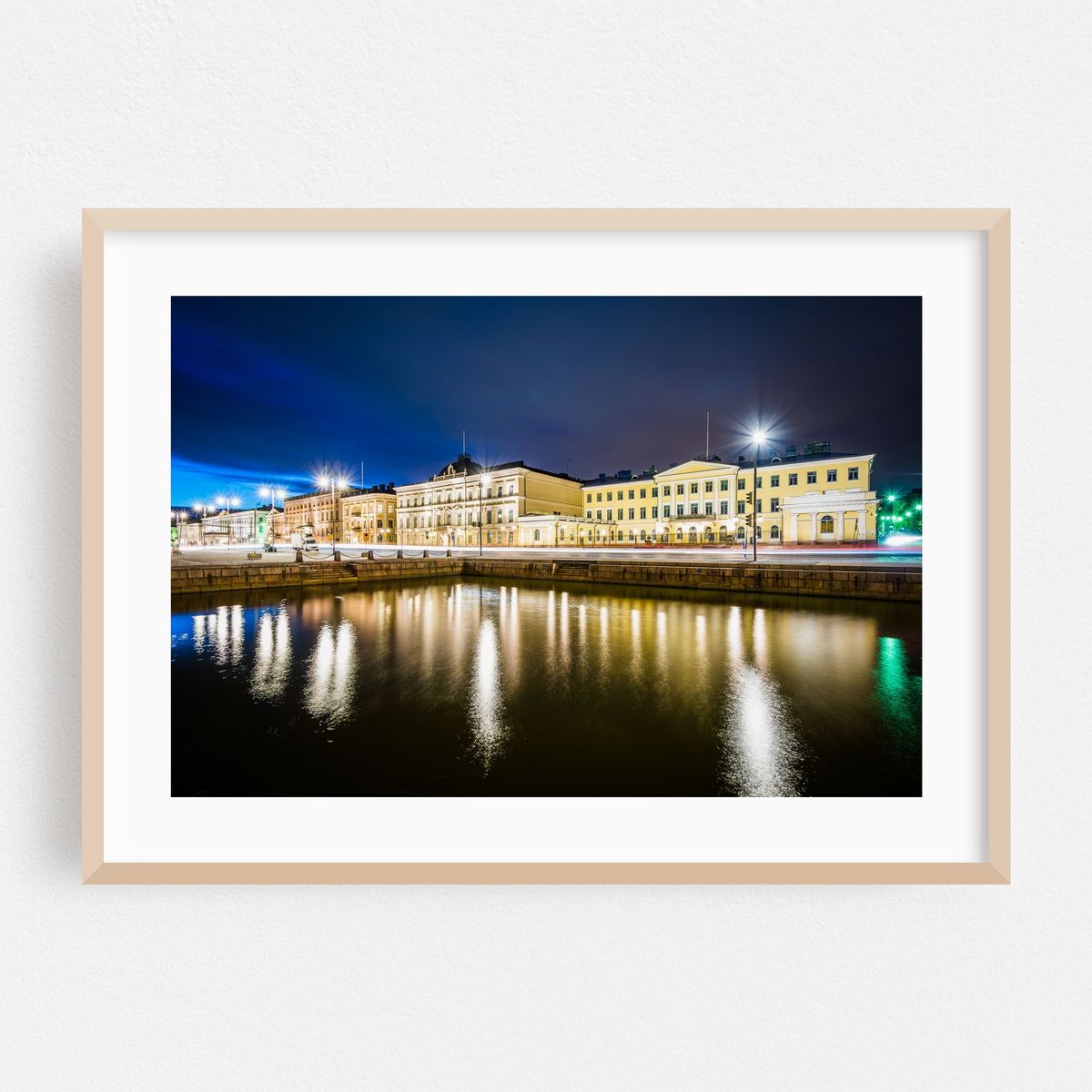Market SQ – image 1 of 6