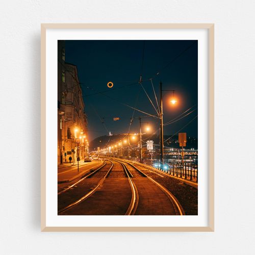Tracks, Budapest