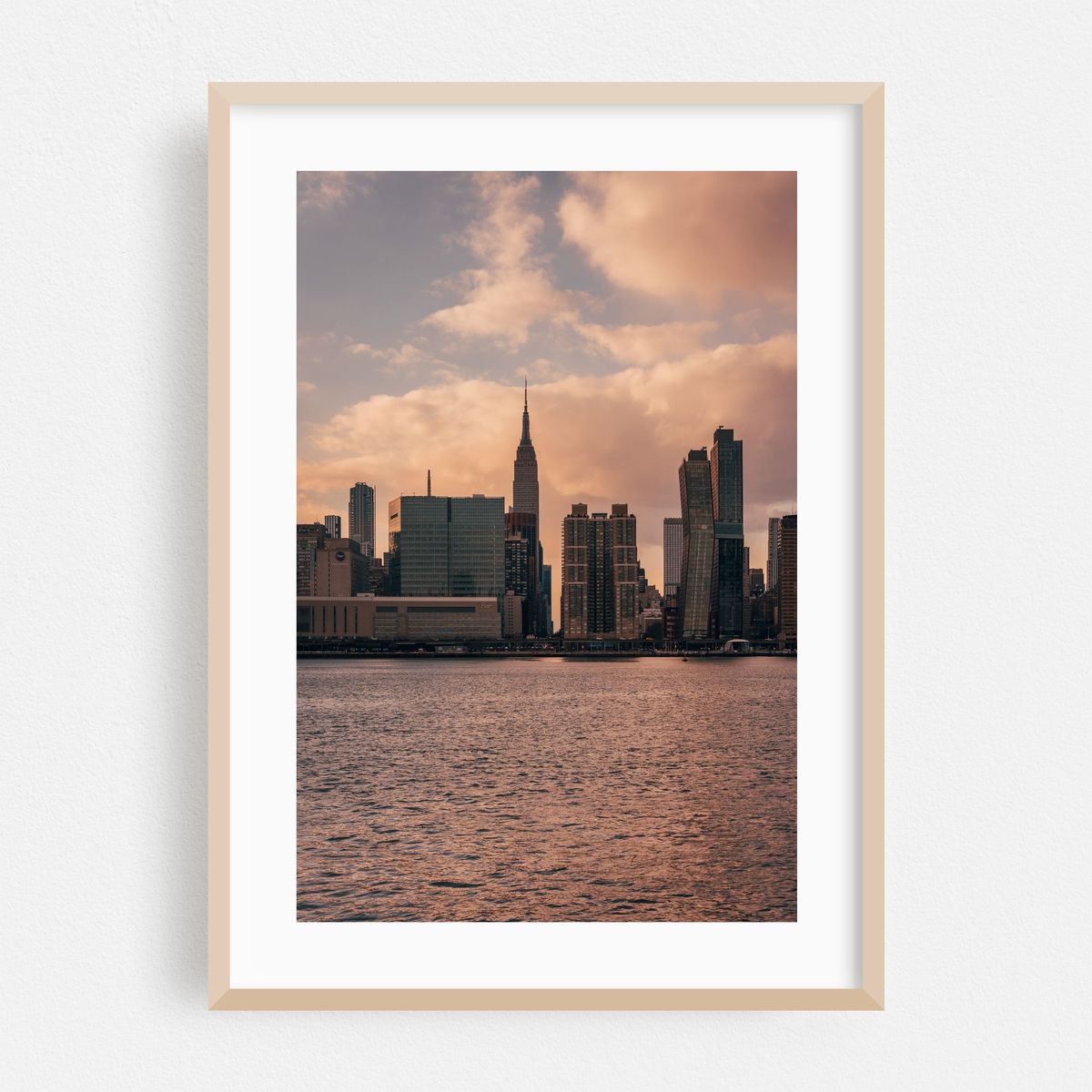 Midtown from LIC 02 – image 1 of 16