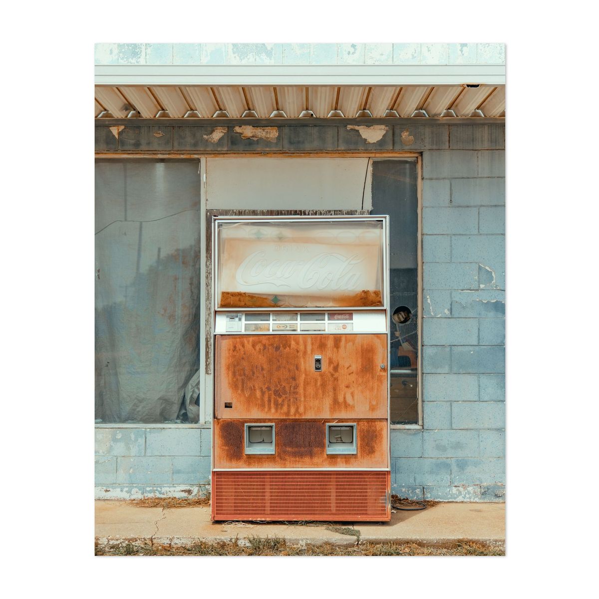 Coke Machine in Tahoka 01 – image 1 of 2