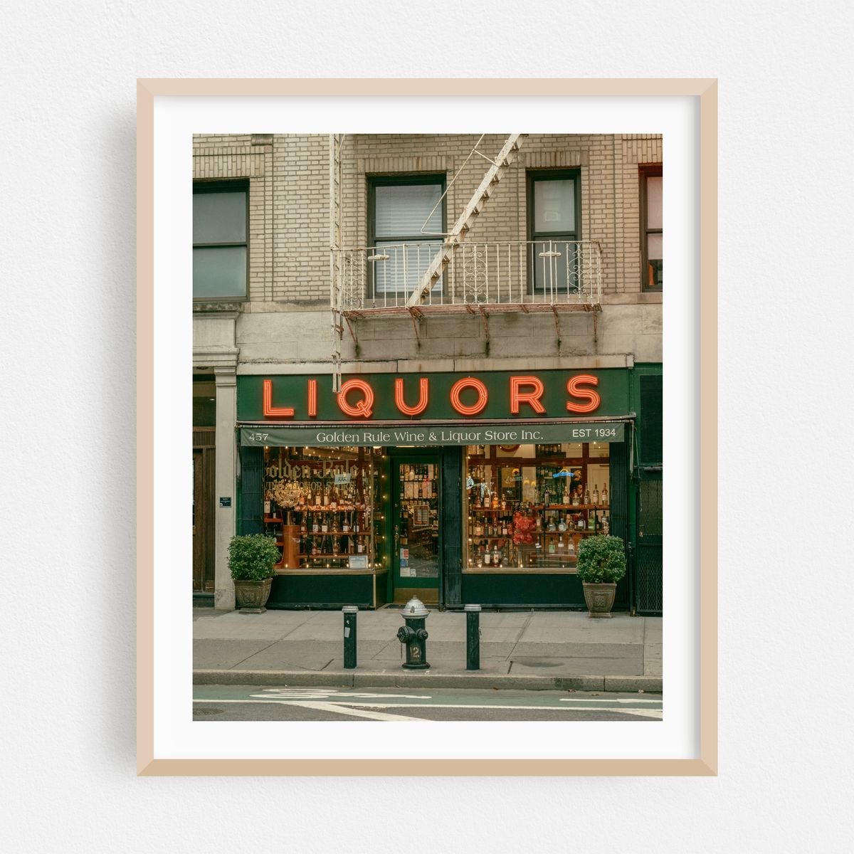 Golden Rule Wine & Liquor, West Village 02 – image 1 of 12