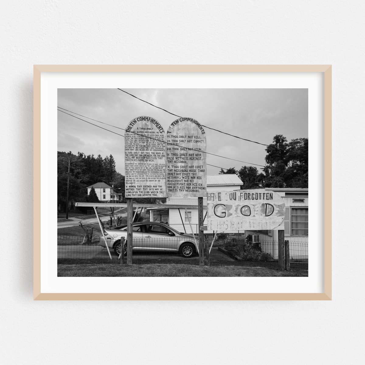 Ten Commandments, Hinton – image 1 of 3