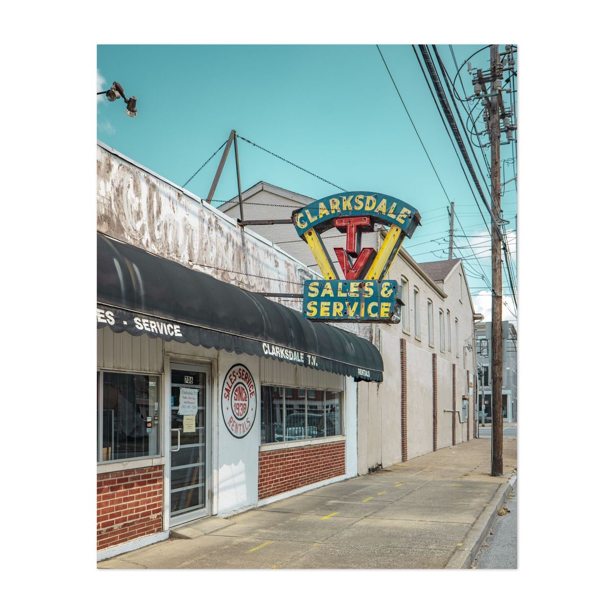 Clarksdale TV 02 – image 1 of 2