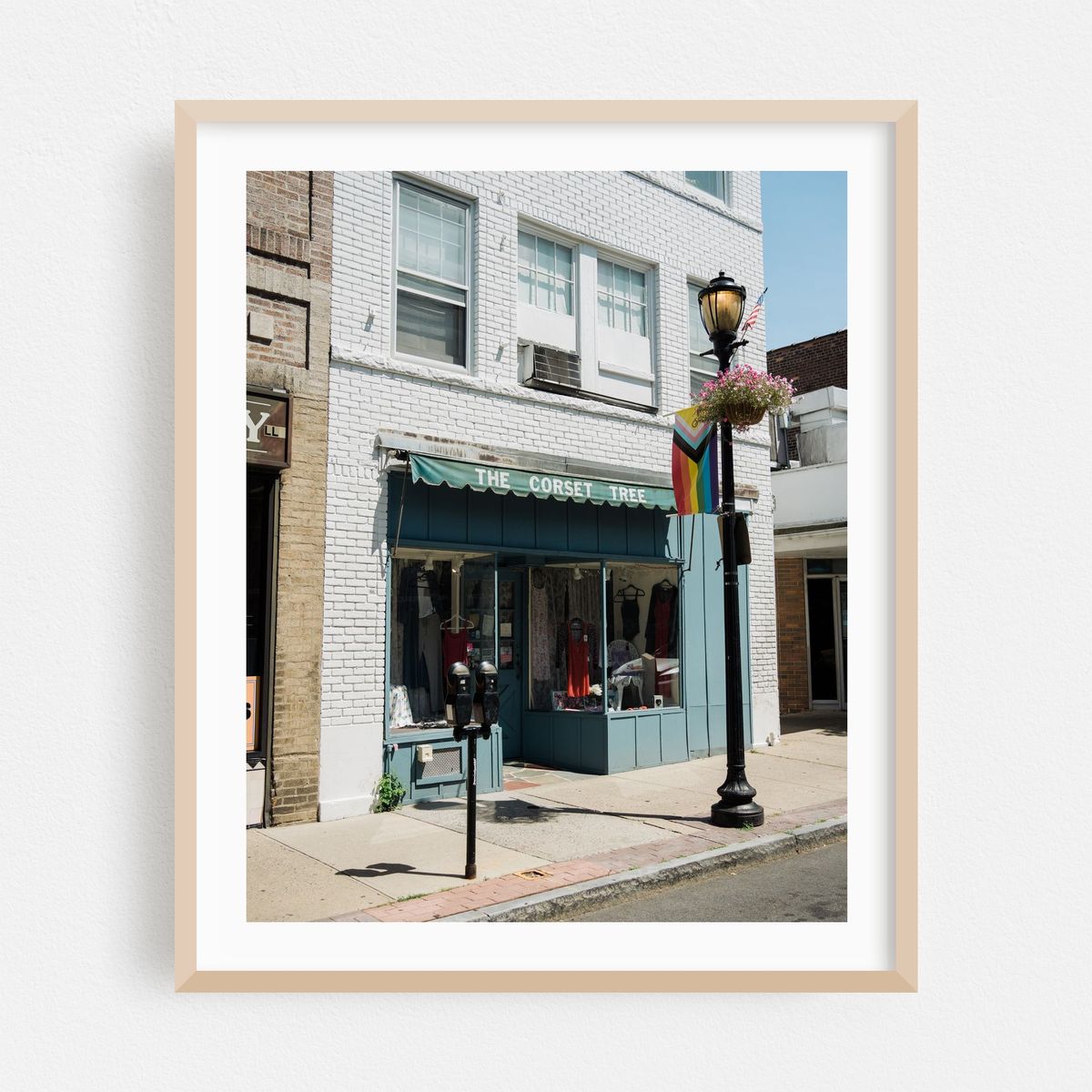 Corset Tree, Hastings-on-Hudson – image 1 of 12