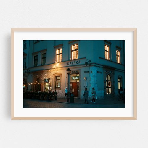 Apteka, Kraków Old Town 01