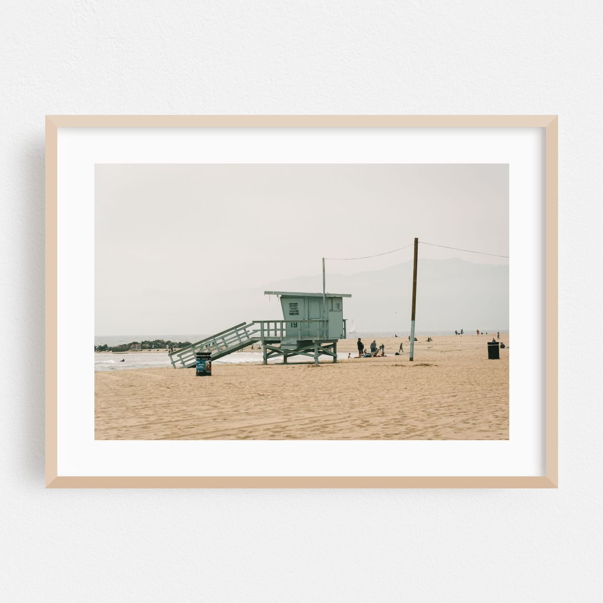 Lifeguard Stands in Venice, Los Angeles 02 – image 1 of 6
