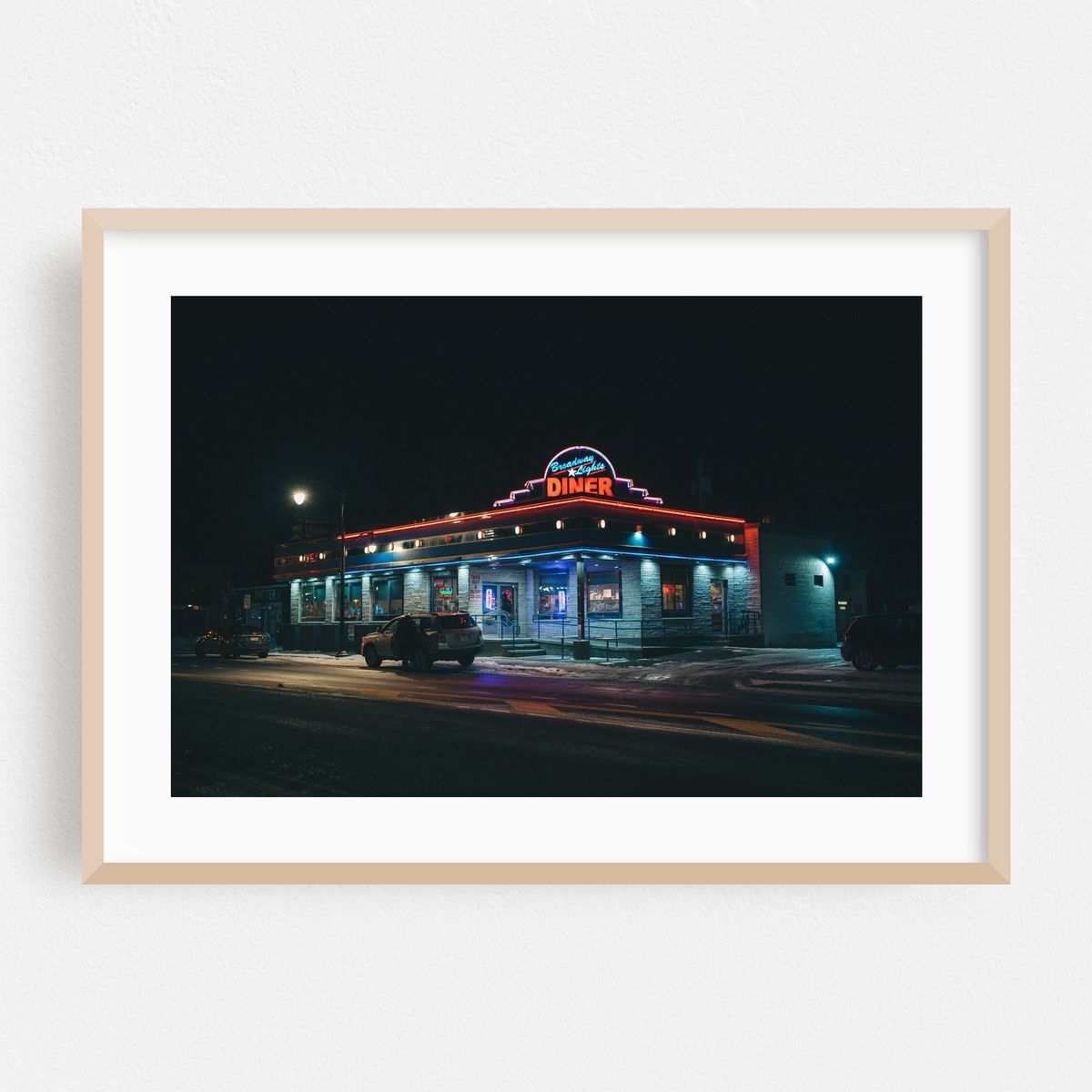 Broadway Lights Diner & Cafe 01 – image 1 of 6