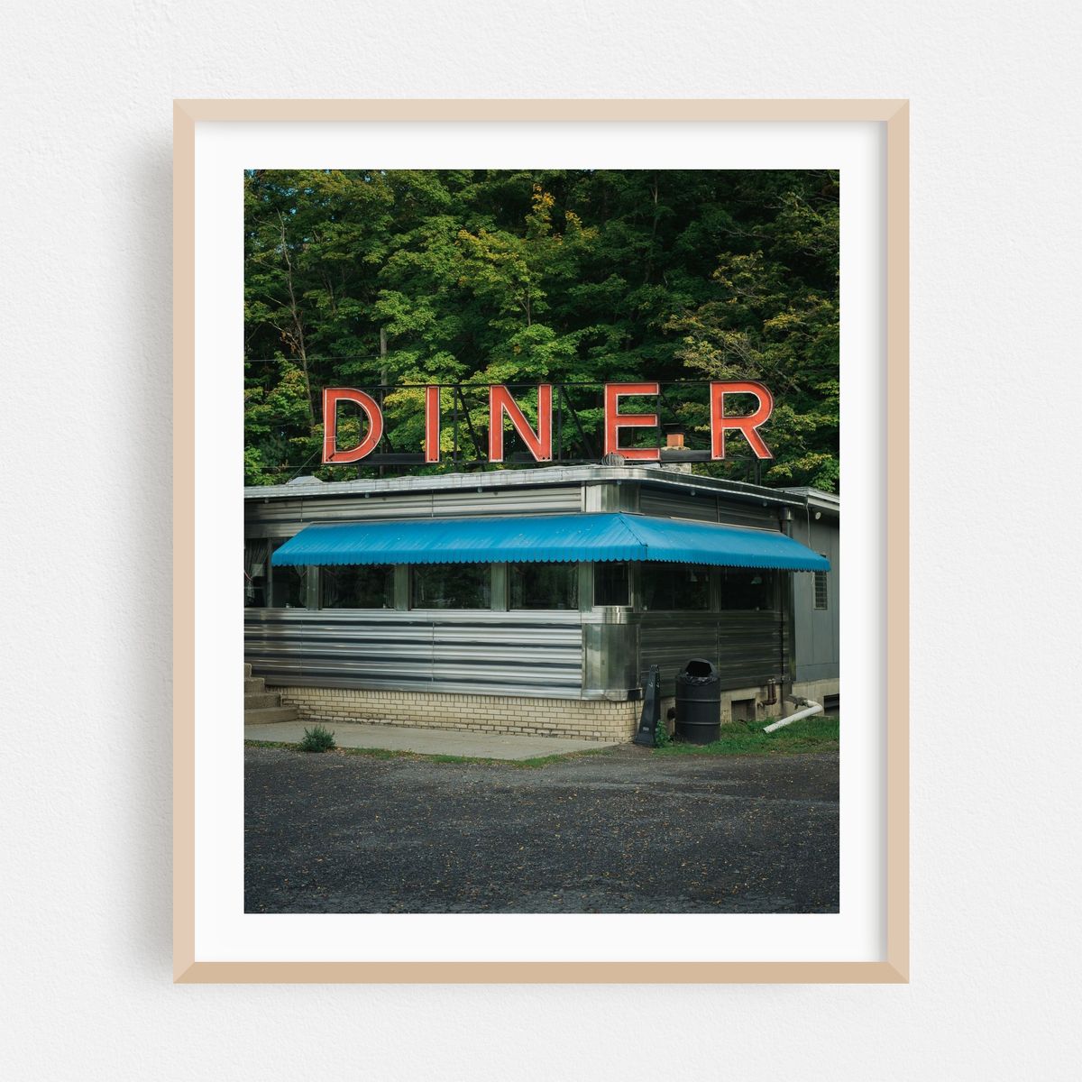 Martindale Chief Diner, Craryville 01 – image 1 of 12