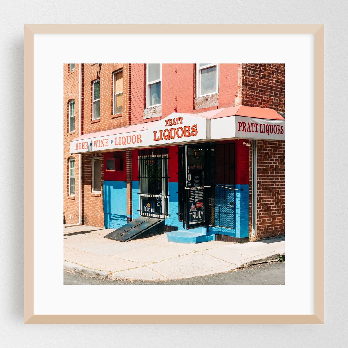 Pratt Liquors, Upper Fells – image 1 of 8