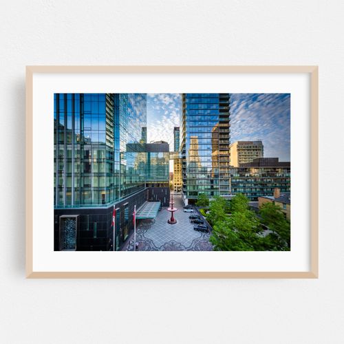 Yorkville Avenue