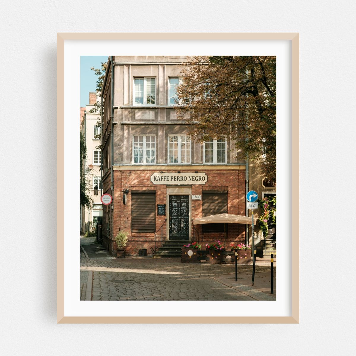 Kaffe Perro Negro, Gdańsk – image 1 of 12