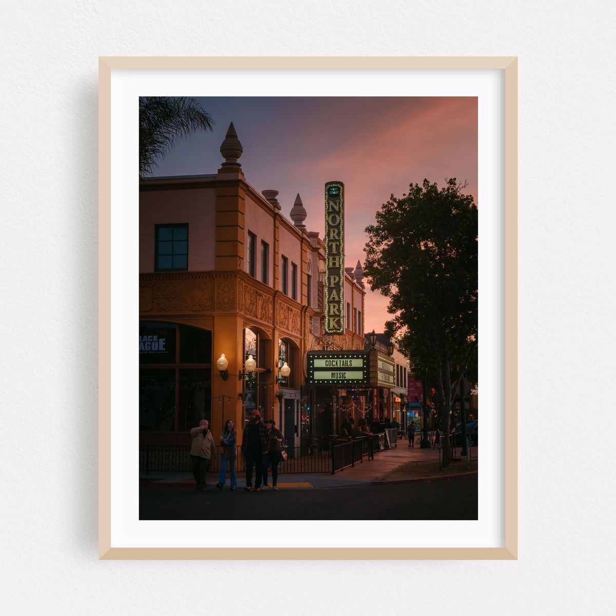 Observatory North Park at Sunset, San Diego – image 1 of 12