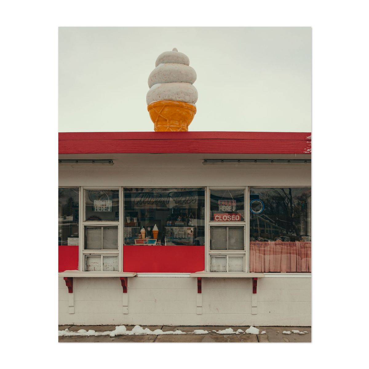 Alice's Ice Cream 01 – image 1 of 2