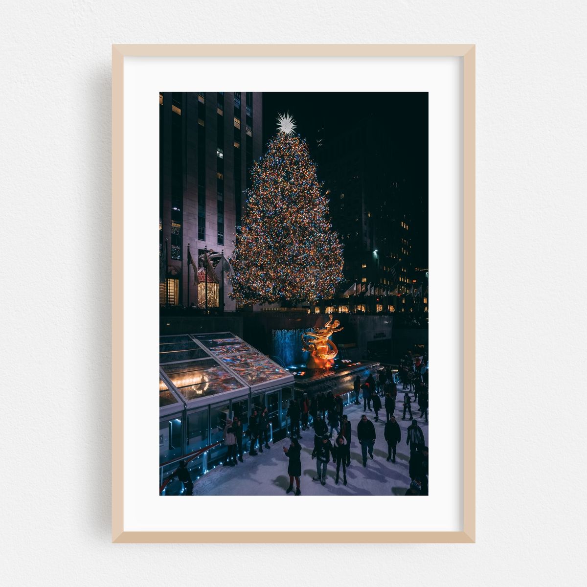 Skating Rockefeller 03 – image 1 of 16