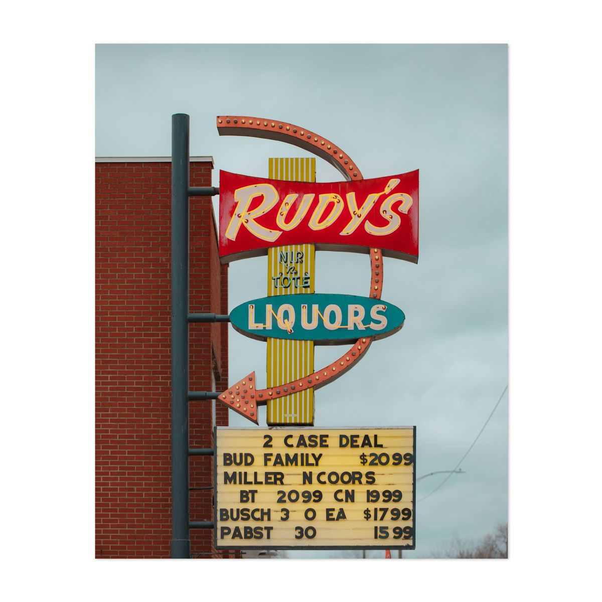 Rudy's Liquors 03 – image 1 of 2