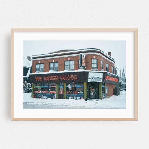 Cameron's 24 Hour Store, Buffalo 02