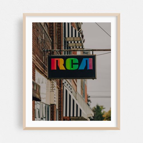 Retro RCA Sign in Marshall 02