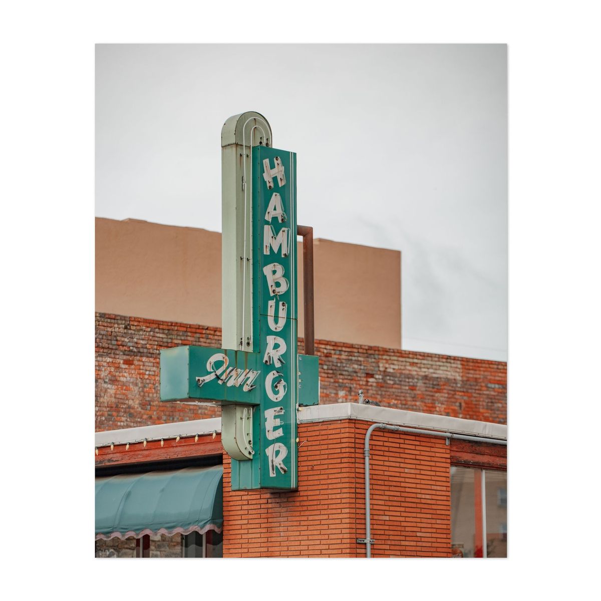 Hamburger Inn 02 – image 1 of 2