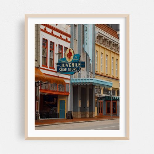 Juvenile Shoe Store 01
