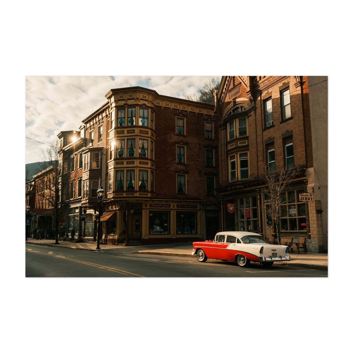 Vintage in Jim Thorpe – image 1 of 2